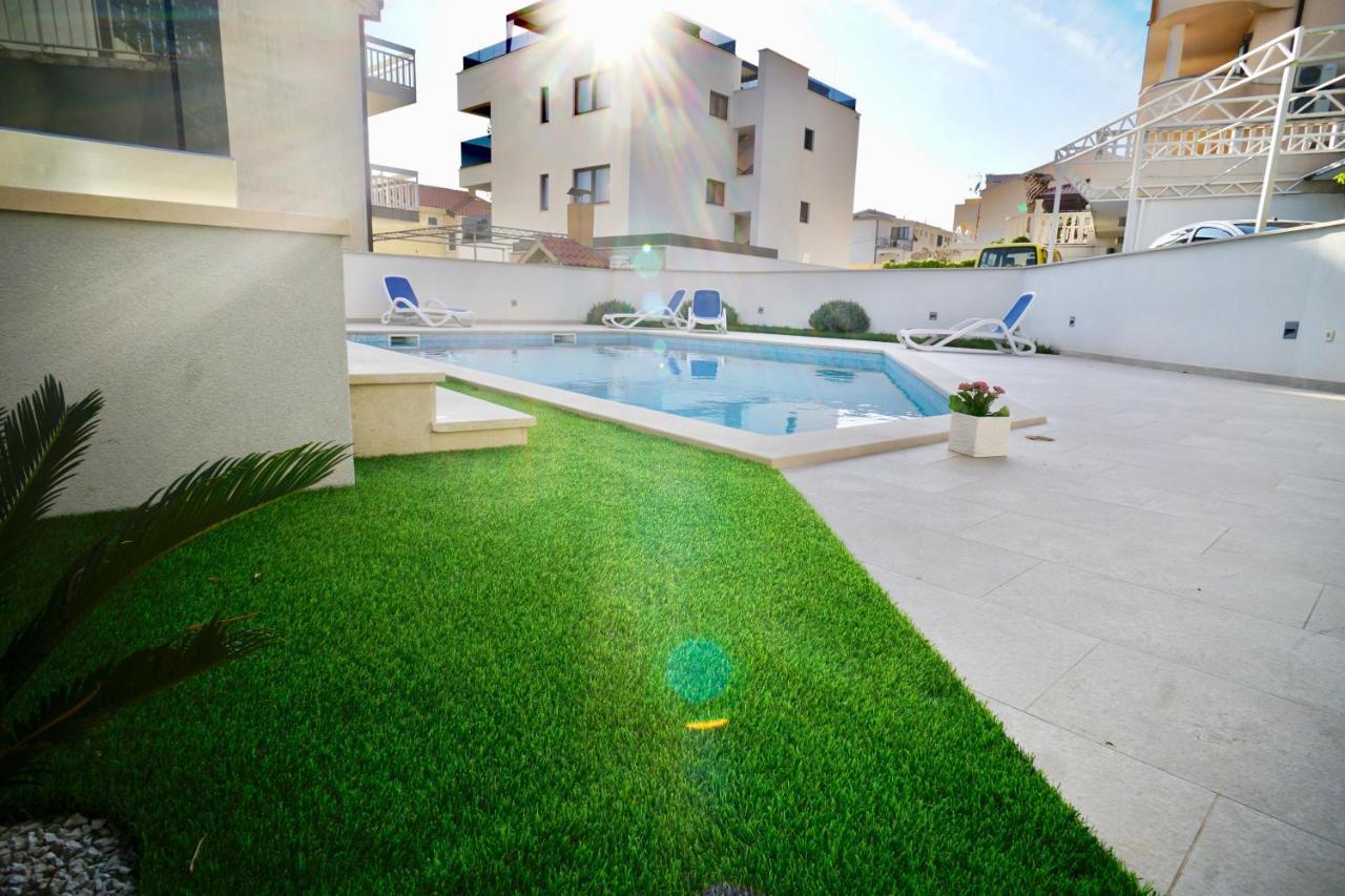 Apartments Villa Aquamarie Trogir Exterior foto